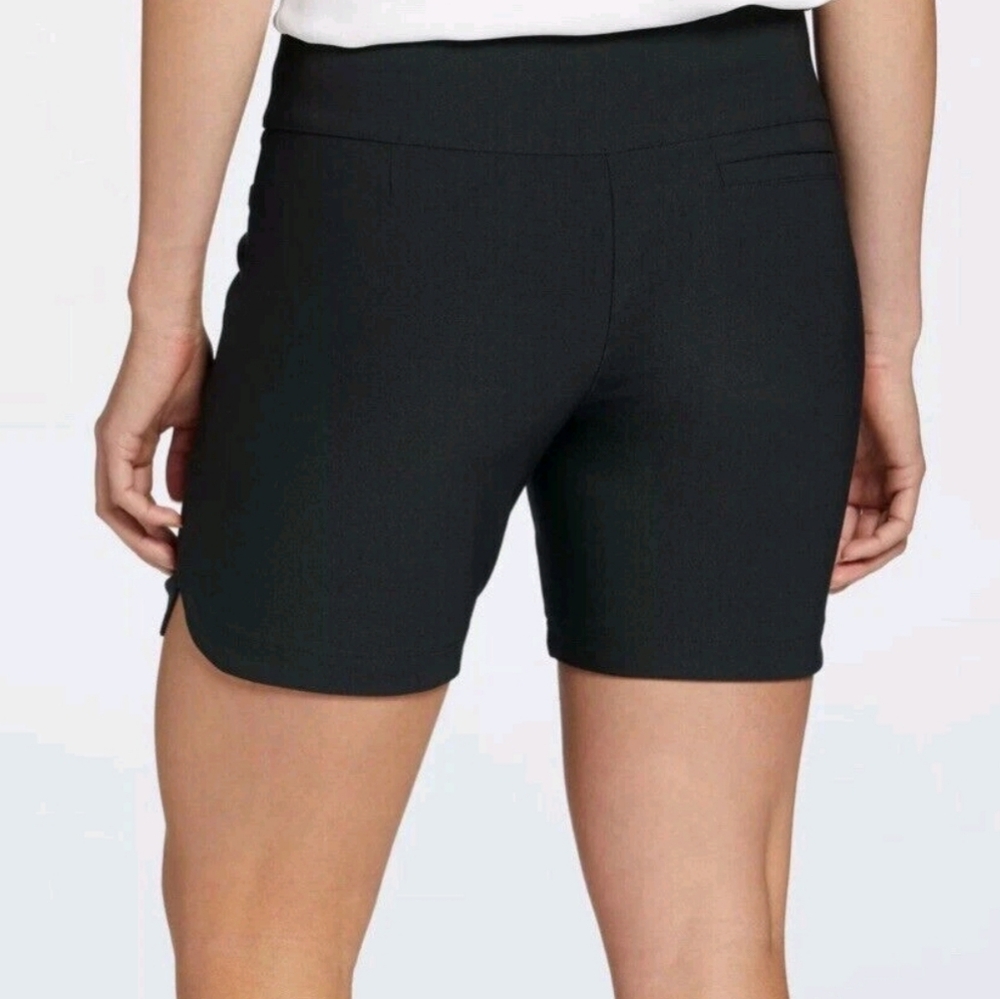 Lady Hagen Black 7" Inseam Pull On Golf Short - Picture 3 of 9